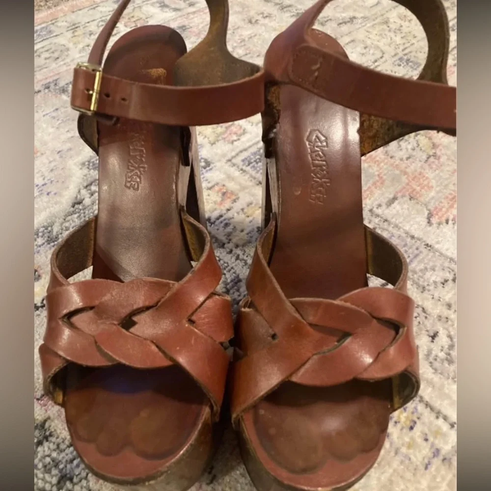 1970’s vintage Cherokee rare women stacked wooden platform heels sandals - Picture 2 of 6